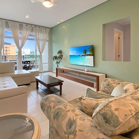 Sacada Piscina 4 Quartos Espacoso 瓜鲁雅 外观 照片